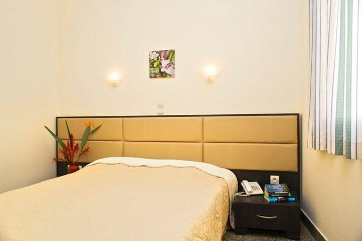 Alfa Hotel Apartments Jeráni Haníon Kültér fotó