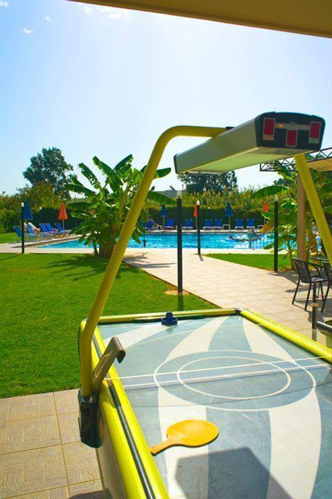 Alfa Hotel Apartments Jeráni Haníon Kültér fotó