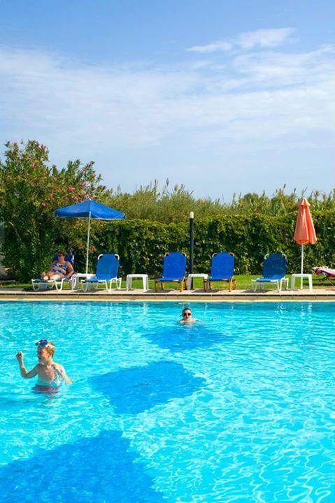Alfa Hotel Apartments Jeráni Haníon Kültér fotó