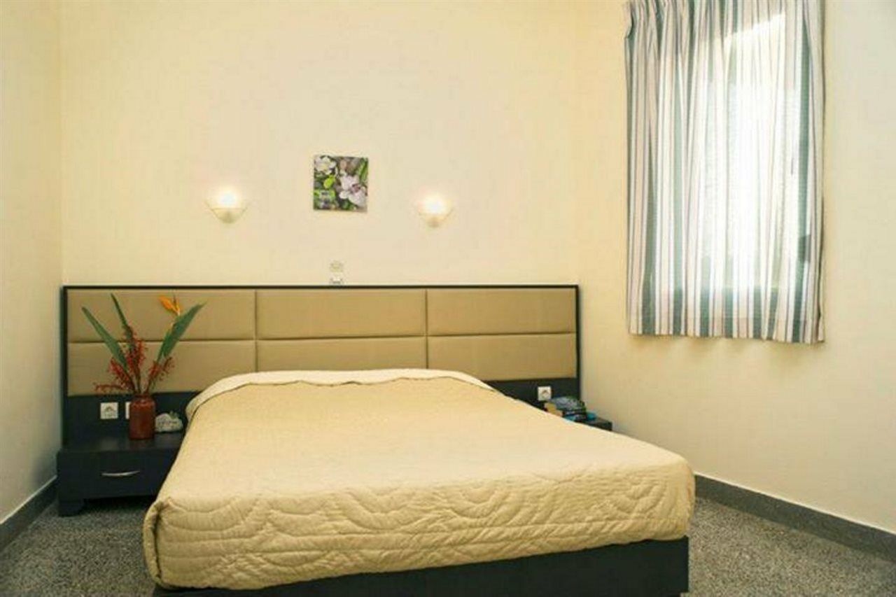Alfa Hotel Apartments Jeráni Haníon Kültér fotó