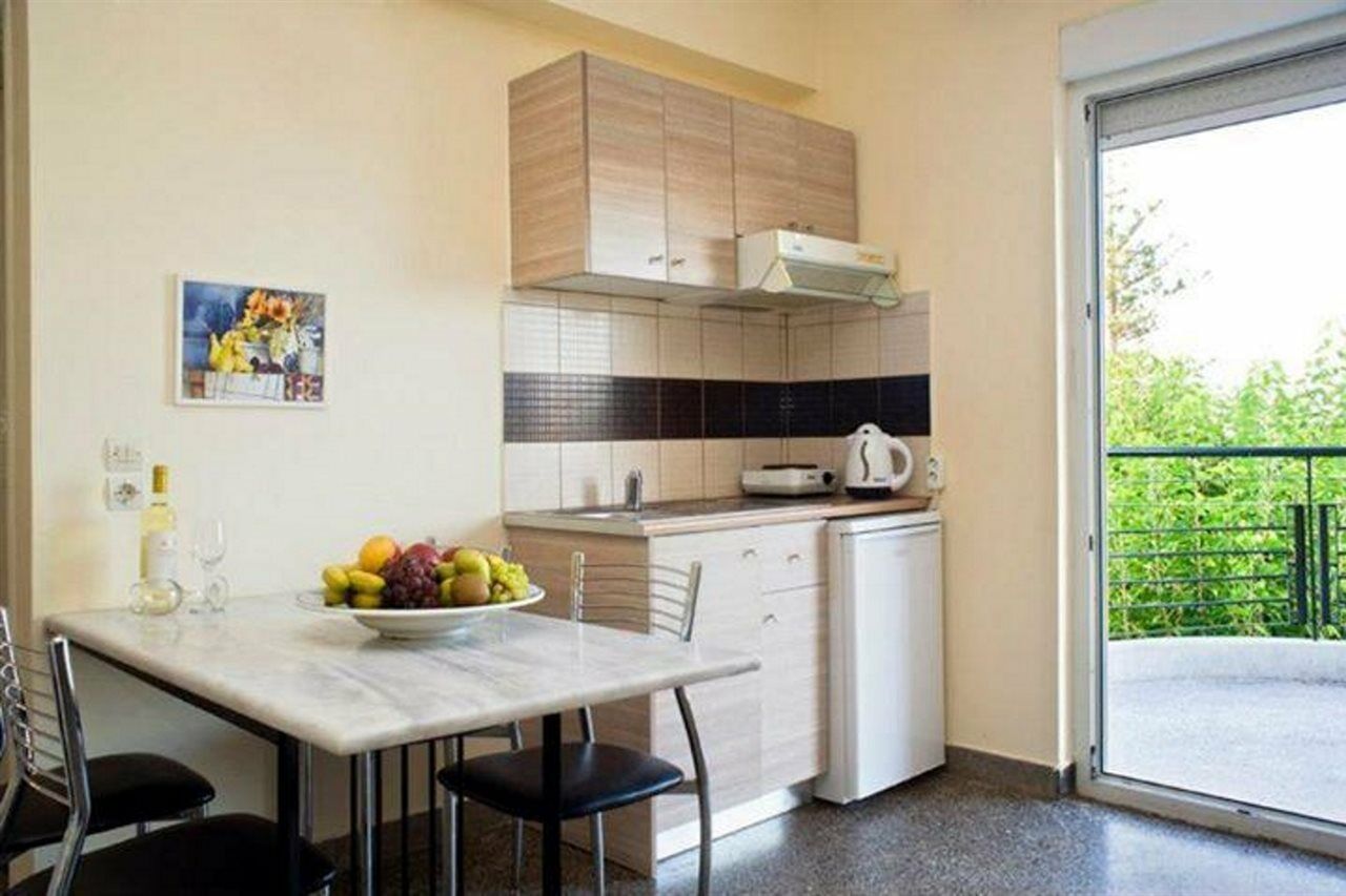Alfa Hotel Apartments Jeráni Haníon Kültér fotó
